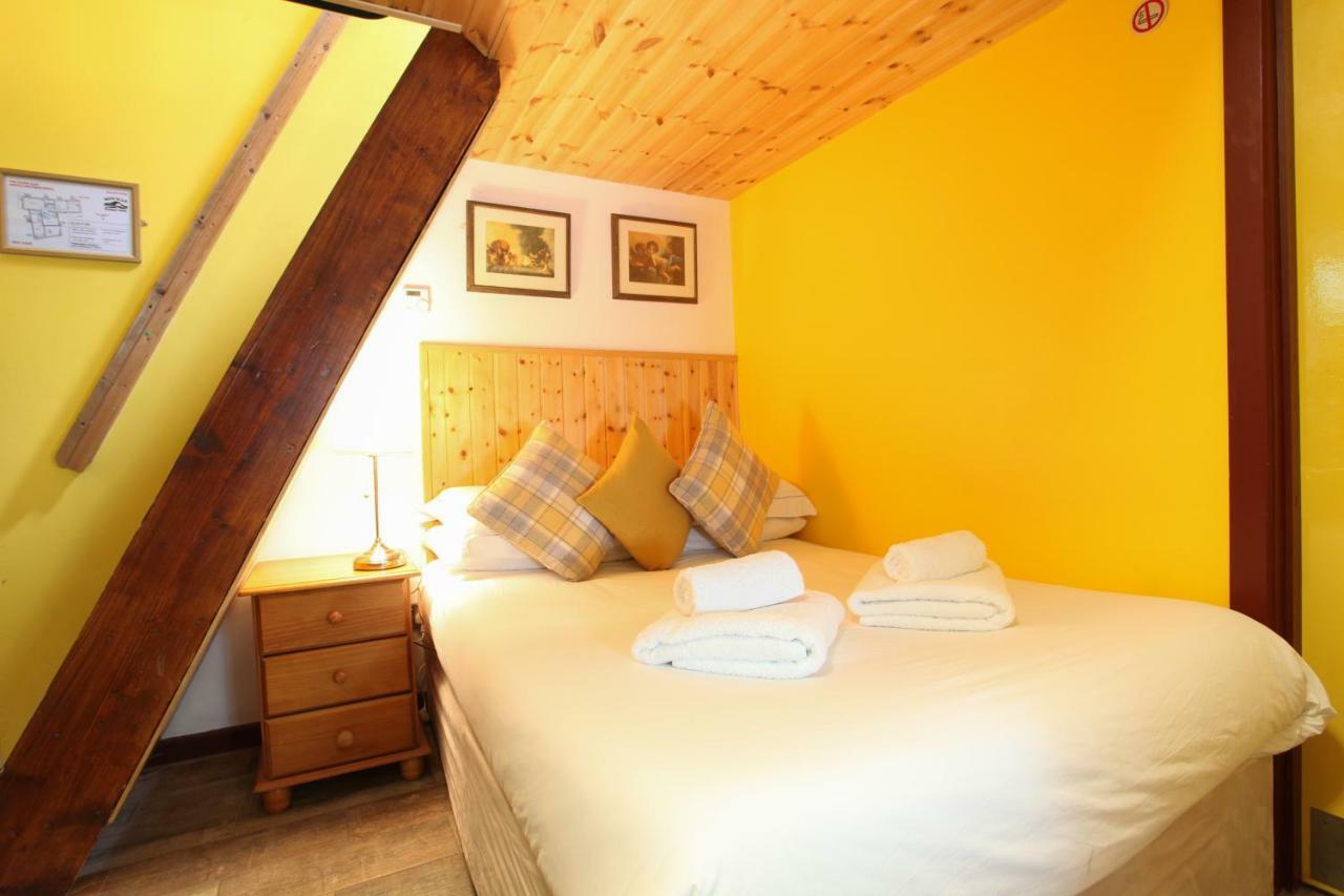 Moville Boutique Hostel & Apartments Exterior photo